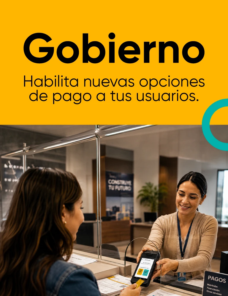 Banner promocional de Credibanco para entidades gubernamentales. En la parte superior aparece el texto ‘Gobierno: Habilita nuevas opciones de pago a tus usuarios’. En la imagen inferior, una funcionaria atiende a una ciudadana a través de una ventanilla y le muestra un datáfono para realizar un pago electrónico. El entorno luce como una oficina moderna de atención al público.