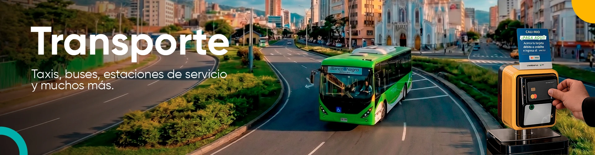 Cliente realizando un pago digital en comercio aliado con CCO Credibanco.